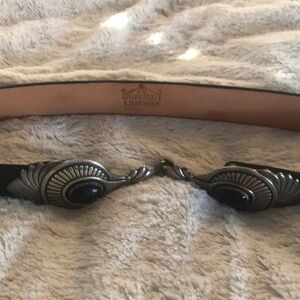 Silver and black stone onyx detailed real leather belt 26 inch vintage